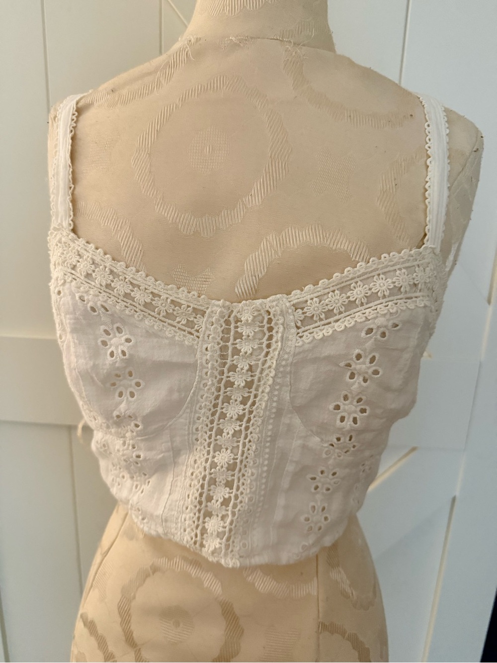 Aeropostale Cream Eyelet Lace Crop Bustier